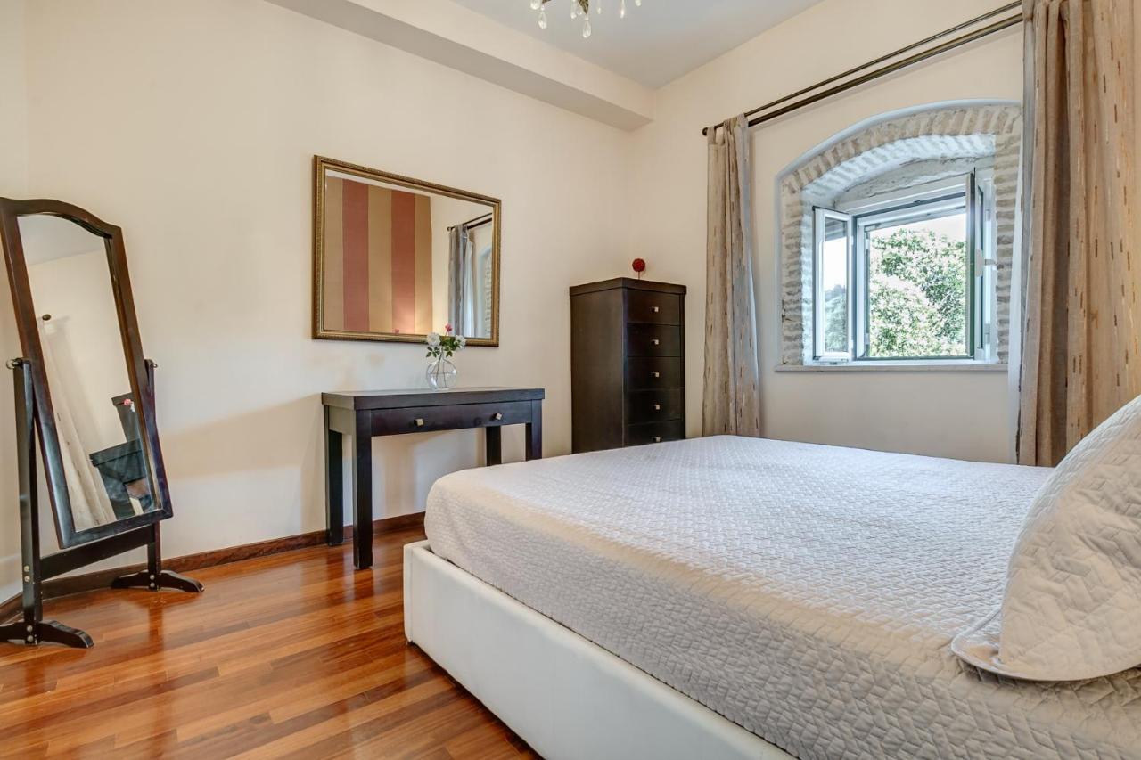 Ktima Loumoumba, Private Villa Гувия Екстериор снимка