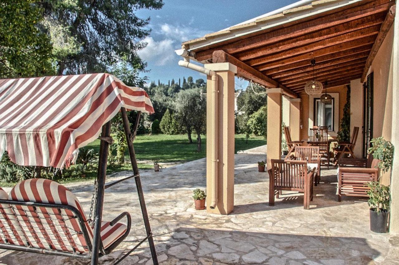 Ktima Loumoumba, Private Villa Гувия Екстериор снимка